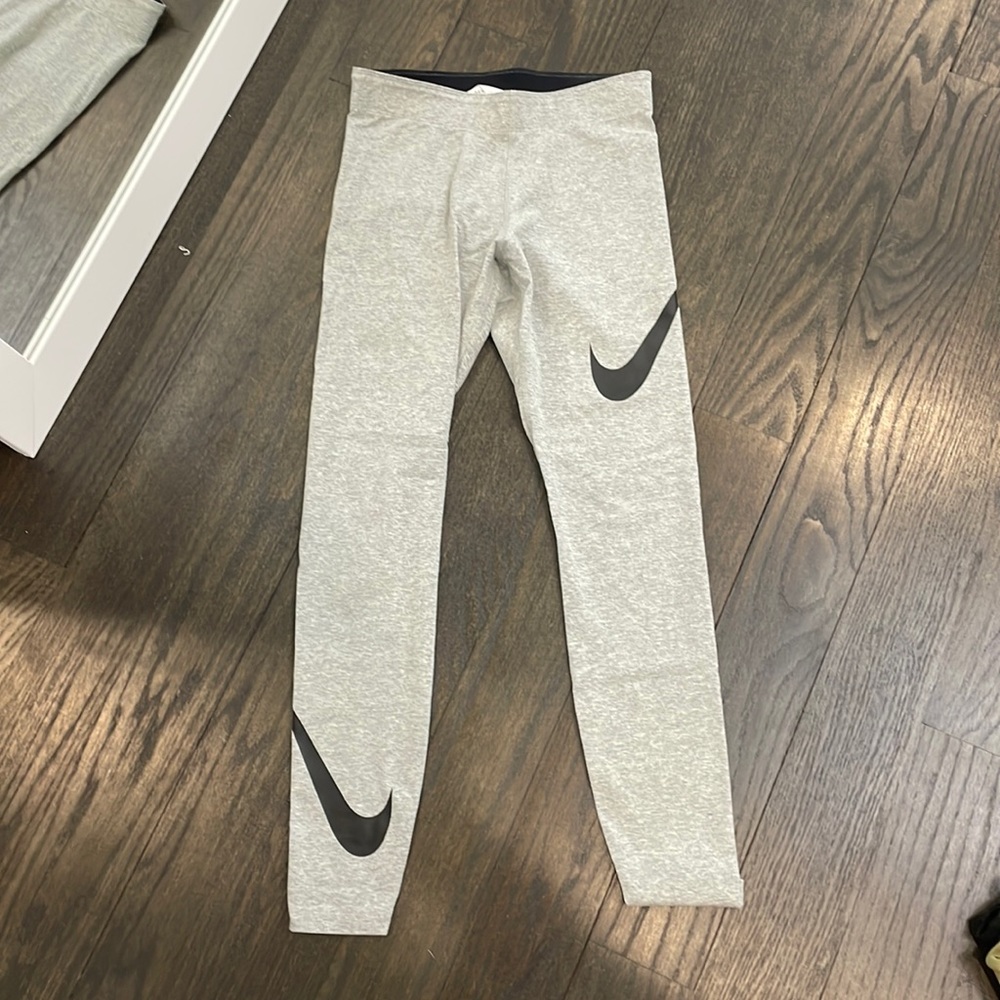 Nike leggings